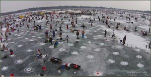 ice-fishing-minnesota.jpg