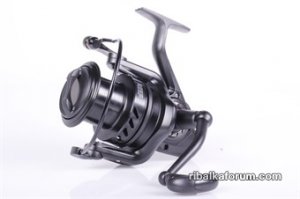 daiwa-black-widow-5500a-reel-p13532-01.jpg