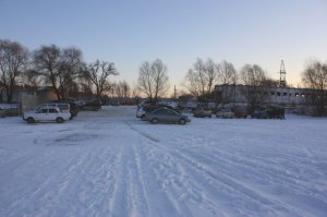 Поездка на рыбалку в Хатомлю 5.02.12 г.Водокачка. Авто паркуются на льду, на суше мест нет. 005.jpg