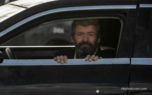 hugh-jackman-limo.jpg